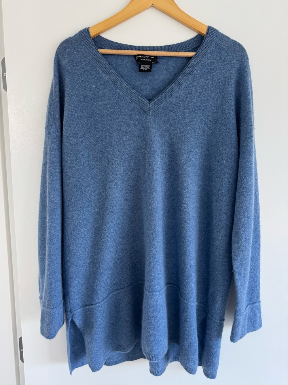 Lord & Taylor Soft Blue V-Neck 100% cashmere Sweater